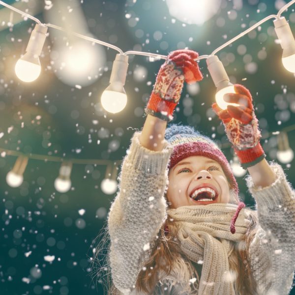Winter family fun-joint care-spine care-spinal-injuries-slip-black ice-chiropractic-chiro-joint pain-cozy winter-christmas-winter shopping-vitality chiro-chester chiropractic-chester-cheschire-liverpool chiro